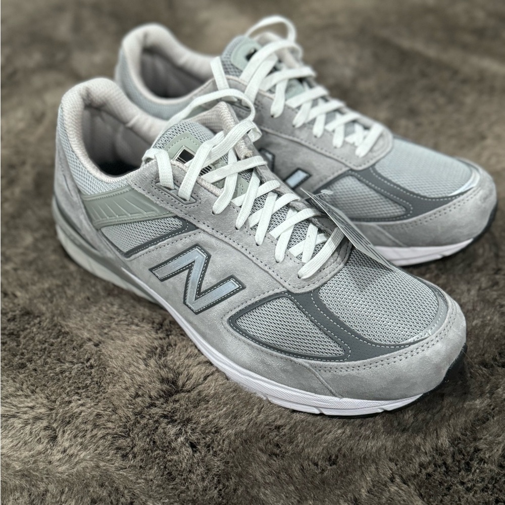 Mens New Balance 990v5 made in USA sneakers